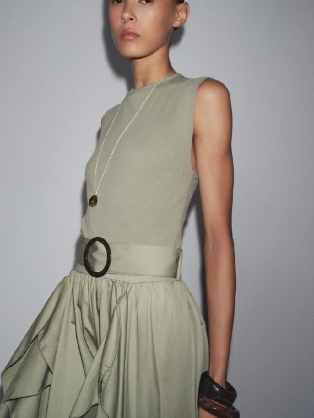 Zara Sage Green Sleeveless Midi Dress with Statement Buckle - Picture 2 of 8